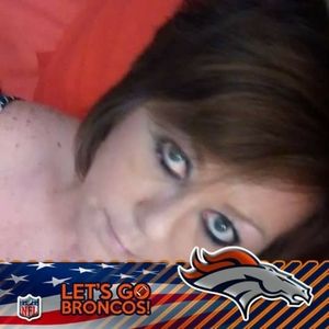 Meet your Posher, Dee